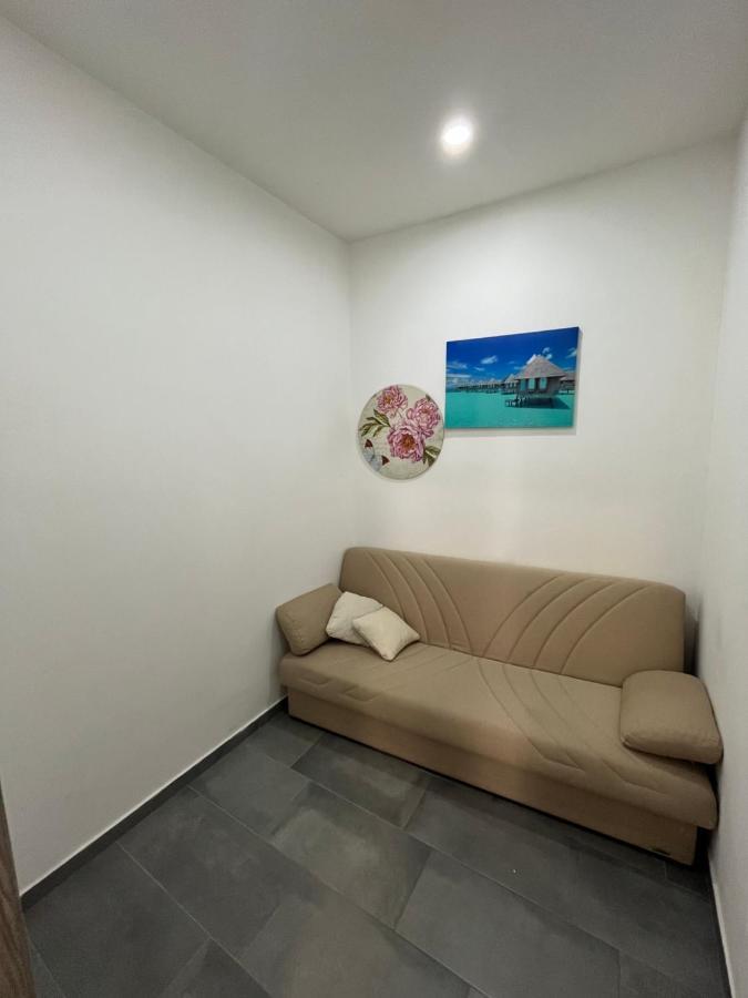 Tania Home คาตาเนีย ภายนอก รูปภาพ